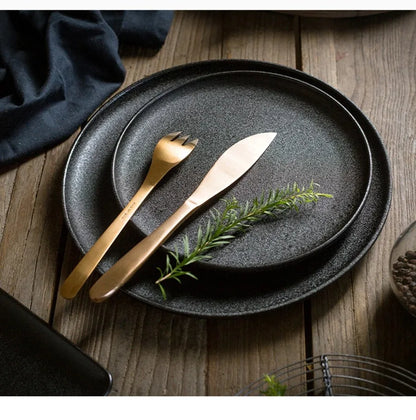 Ceramic Plate Set | Black Japanese-Style Dinnerware